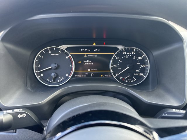 Used 2023 Nissan Rogue SV AWD/4WD image 19