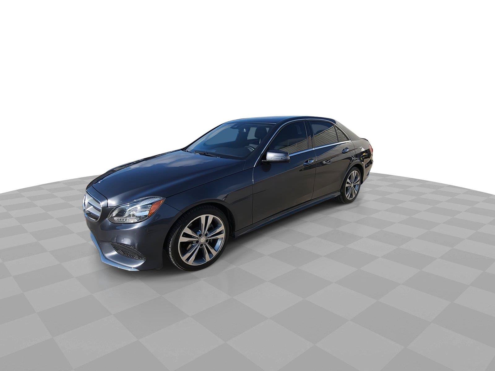 Used 2015 Mercedes-Benz E 350 Sedan image 4