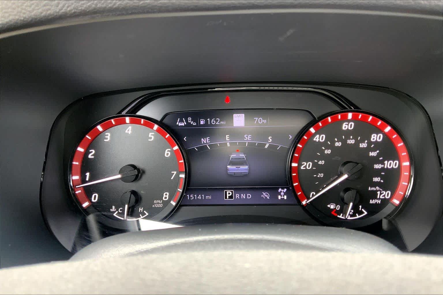 Used 2024 Nissan Frontier PRO-4X w/ Technology Package AWD/4WD image 26