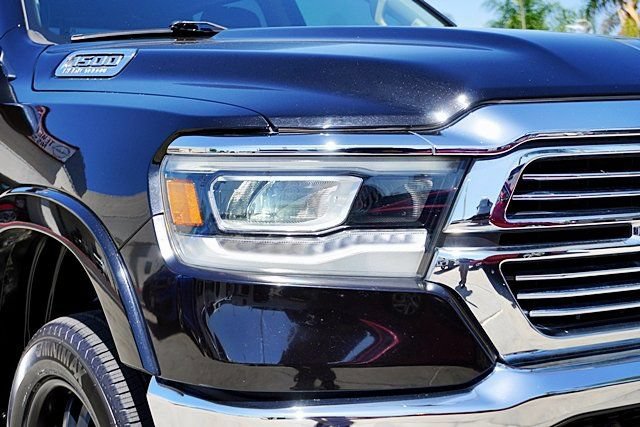Used 2021 RAM 1500 Laramie AWD/4WD image 11
