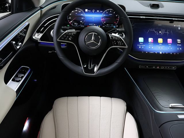 New 2026 Mercedes-Benz E 350 4MATIC Sedan image 14