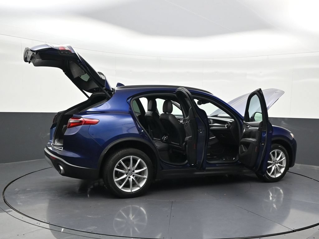 Used 2018 Alfa Romeo Stelvio Ti Sport AWD/4WD image 45