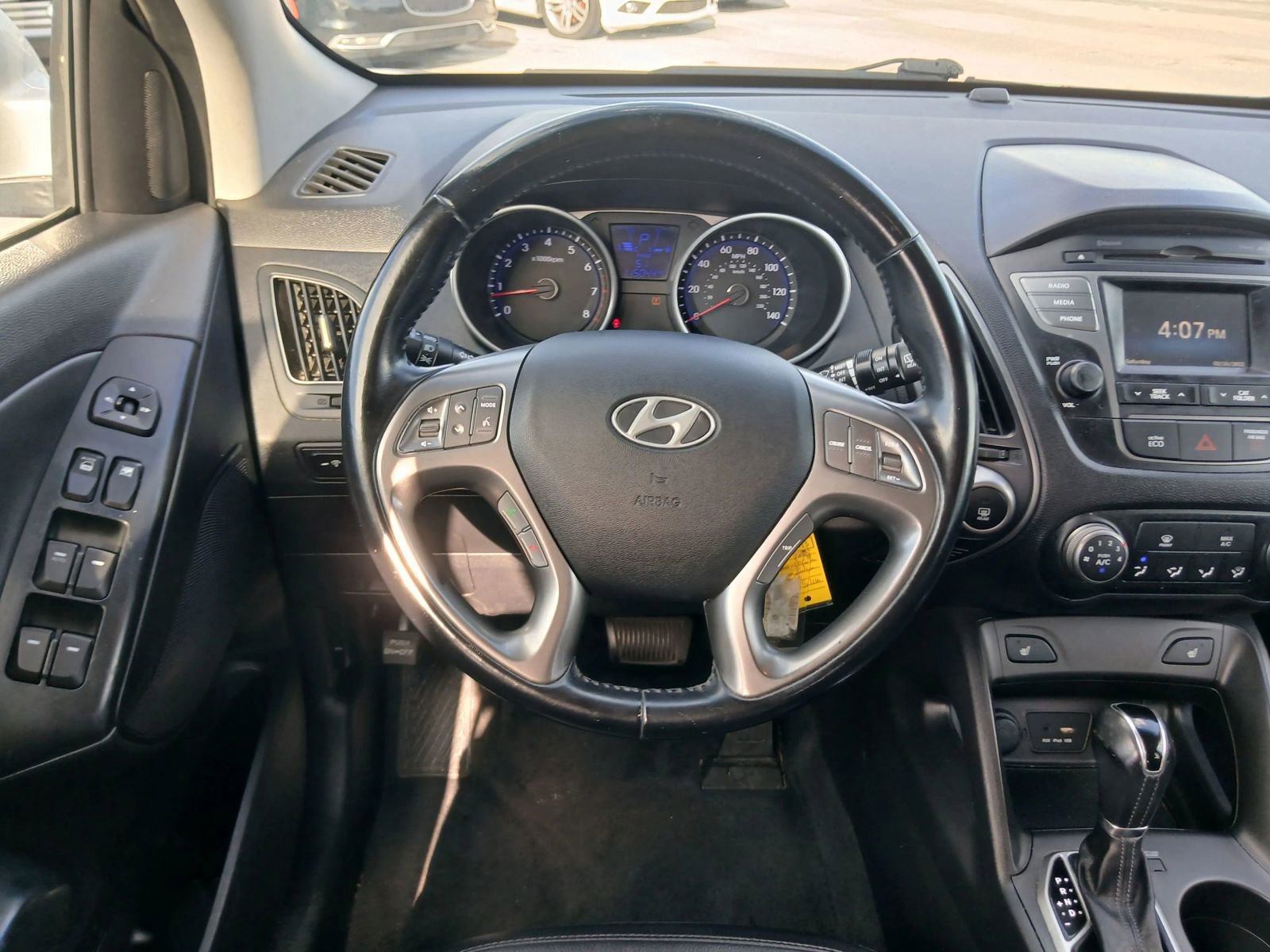 Used 2015 Hyundai Tucson SE image 24