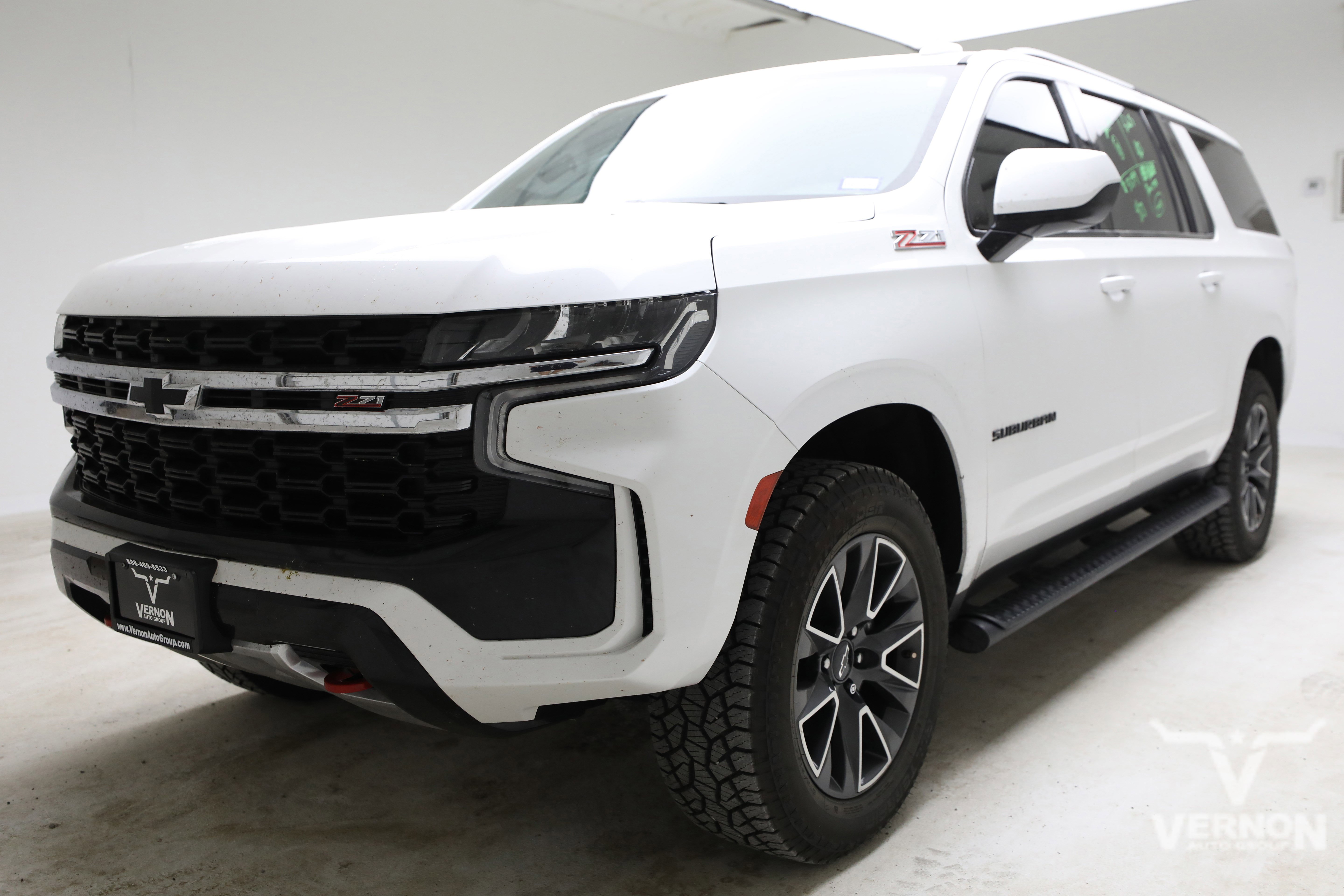 Used 2021 Chevrolet Suburban Z71 w/ Rear Media and Nav Package AWD/4WD image 1