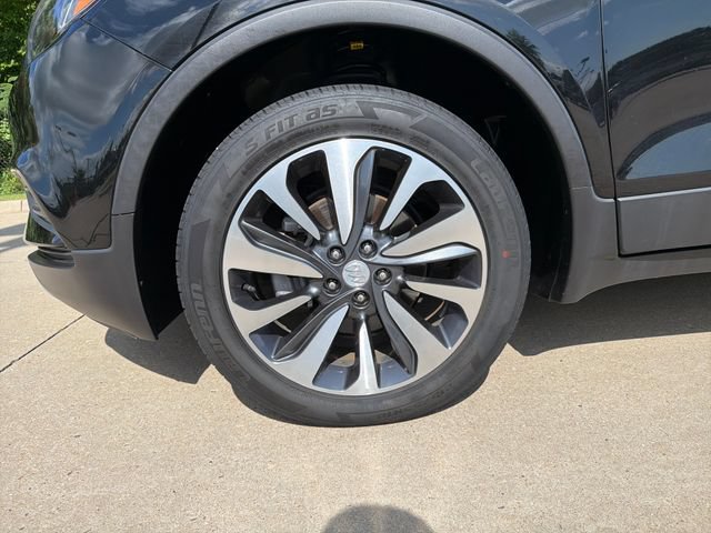 Used 2021 Buick Encore Preferred AWD/4WD image 9