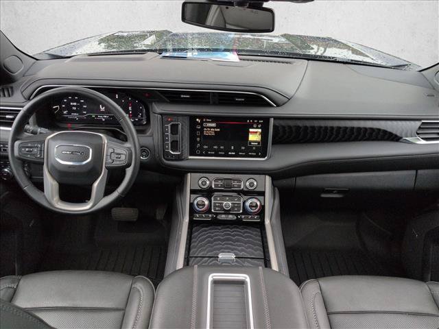 Used 2024 GMC Yukon XL Denali AWD/4WD image 19