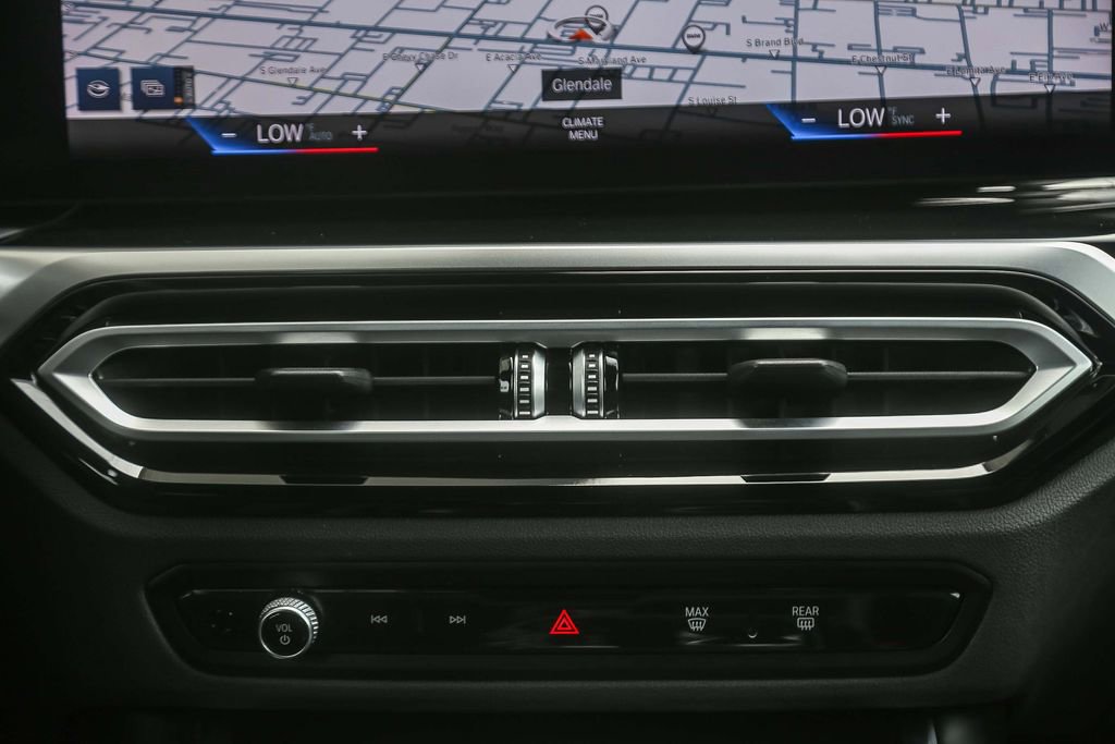 Used 2024 BMW 230i Coupe w/ Premium Package RWD image 11