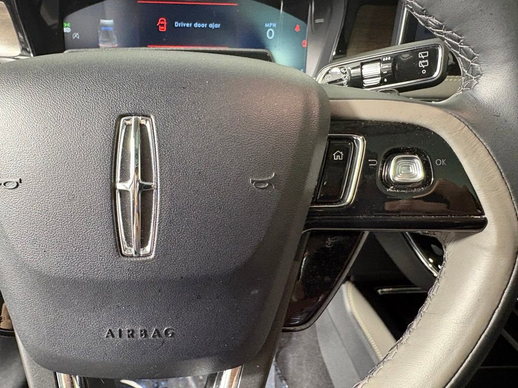 Used 2024 Lincoln Corsair Reserve w/ Equipment Group 202A image 22