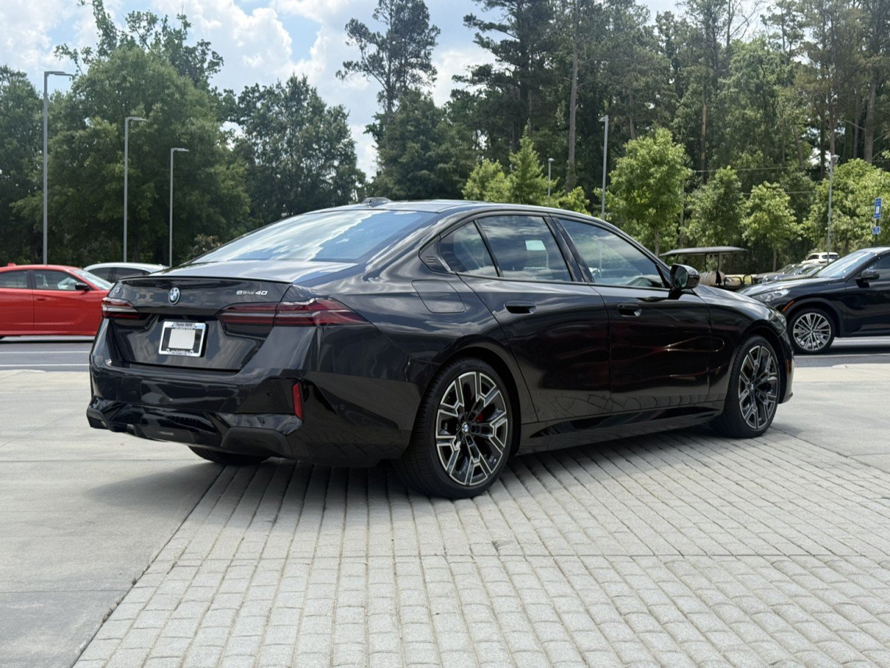 Certified 2026 BMW i5 M60 w/ M Sport Package RWD image 5