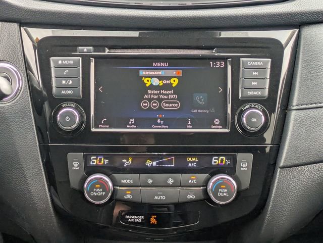 Used 2019 Nissan Rogue SV image 21