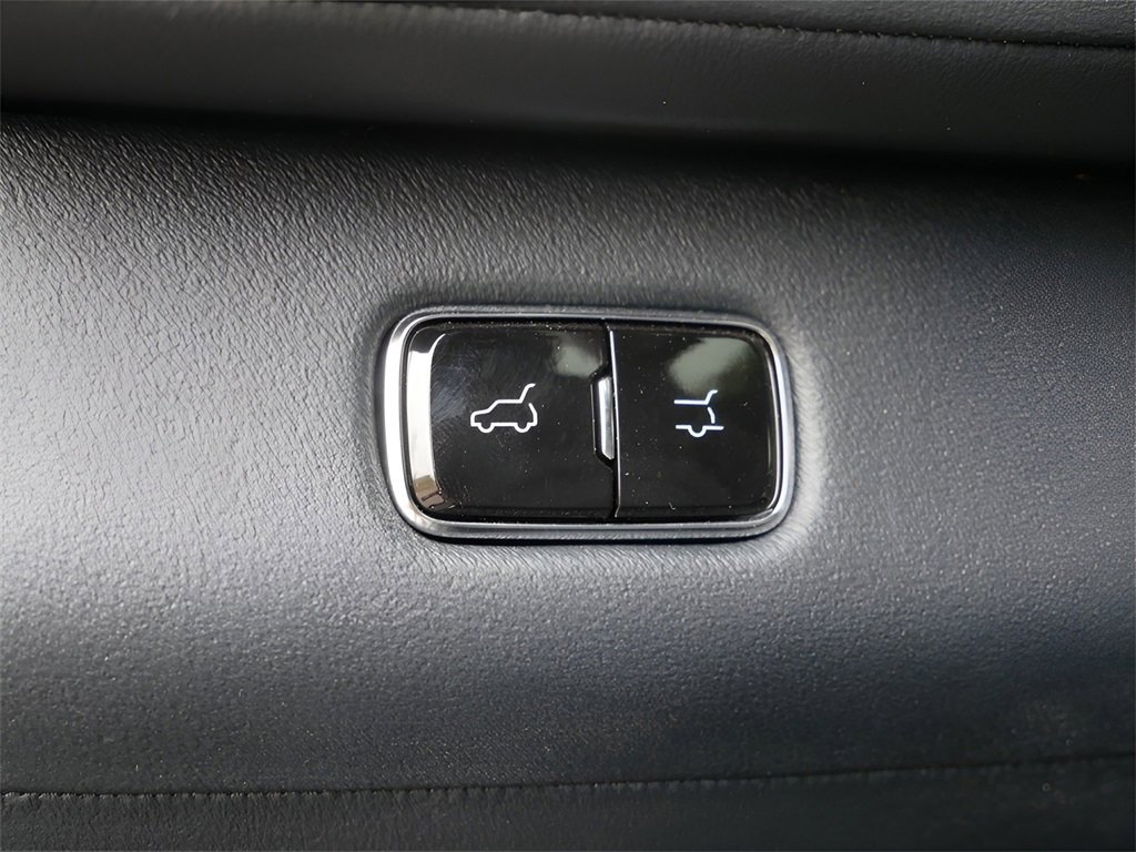 Used 2025 Lincoln Navigator Reserve w/ Jet Appearance Package image 17