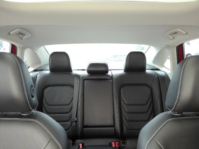 Used 2022 Volkswagen Jetta SEL FWD image 34