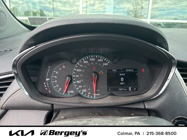 Used 2019 Chevrolet Trax LT w/ LT Convenience Package AWD/4WD image 12