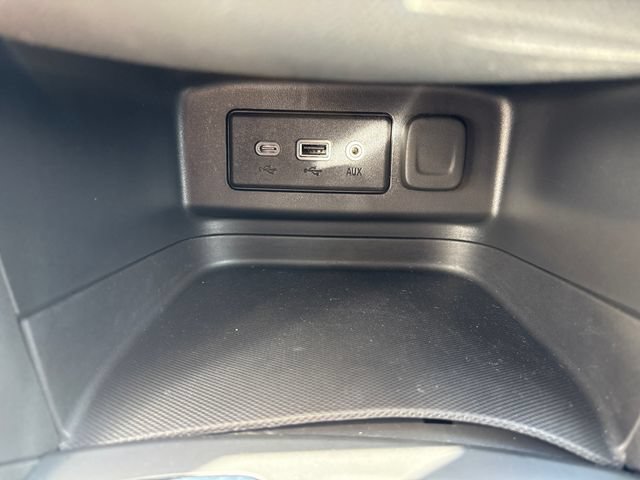 Used 2021 Chevrolet Equinox LT AWD/4WD image 17