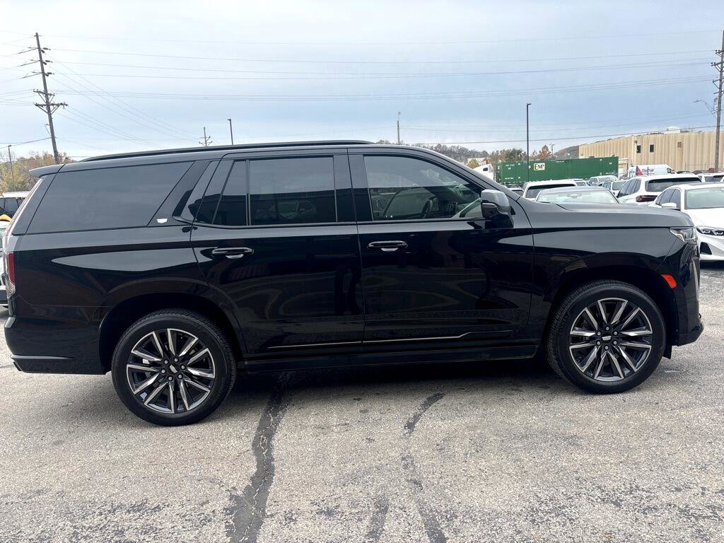 Used 2023 Cadillac Escalade Sport w/ Touring Package image 5