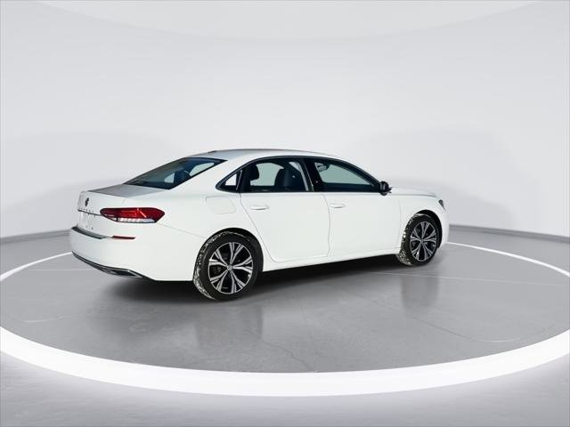 Certified 2022 Volkswagen Passat 2.0T SE image 8
