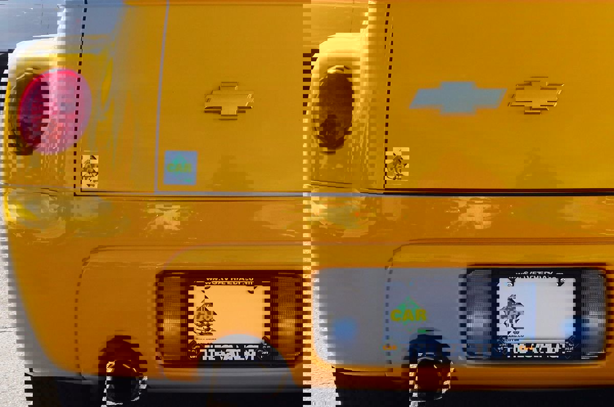 Used 2005 Chevrolet SSR w/ Preferred Equipment Group image 18