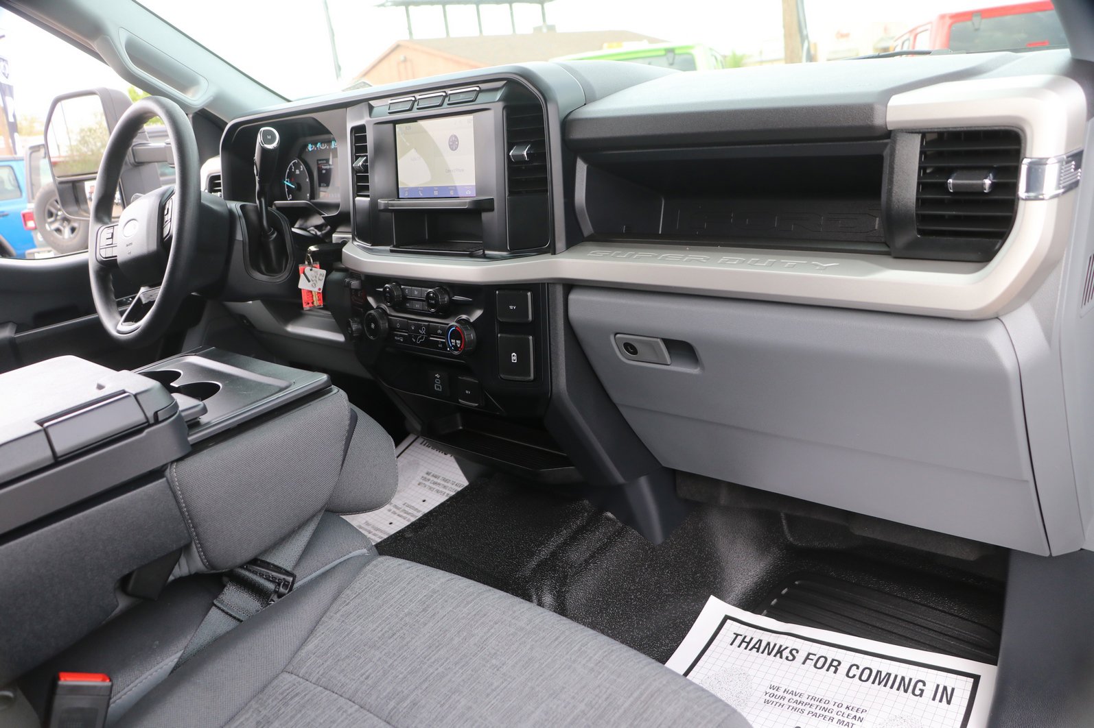 Used 2023 Ford F550 2WD SuperCab Super Duty image 32