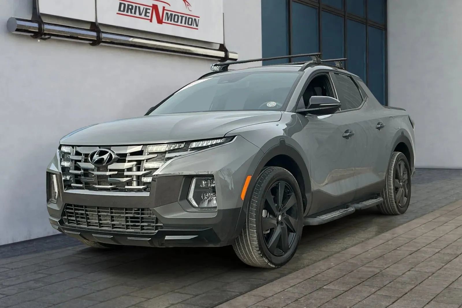 Used 2024 Hyundai Santa Cruz Night image 7