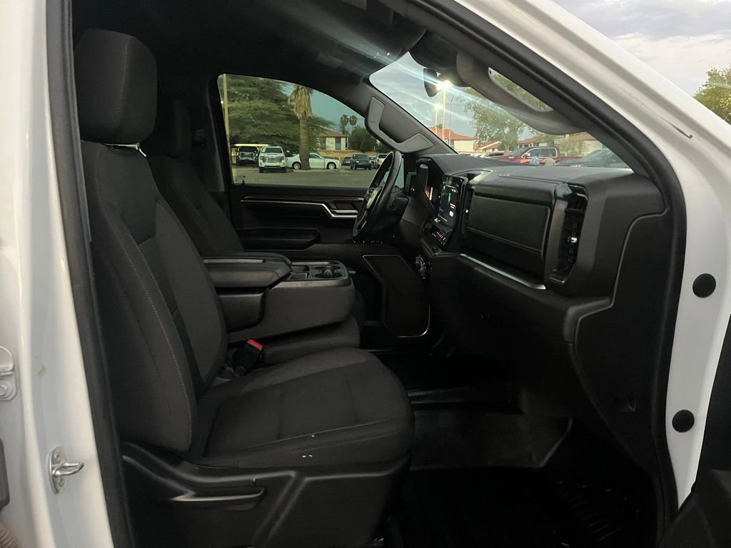 Used 2023 Chevrolet Silverado 1500 LT w/ Z71 Off-Road Package image 16