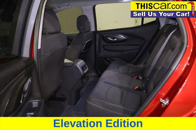 Used 2024 GMC Terrain SLE w/ Elevation Edition image 11