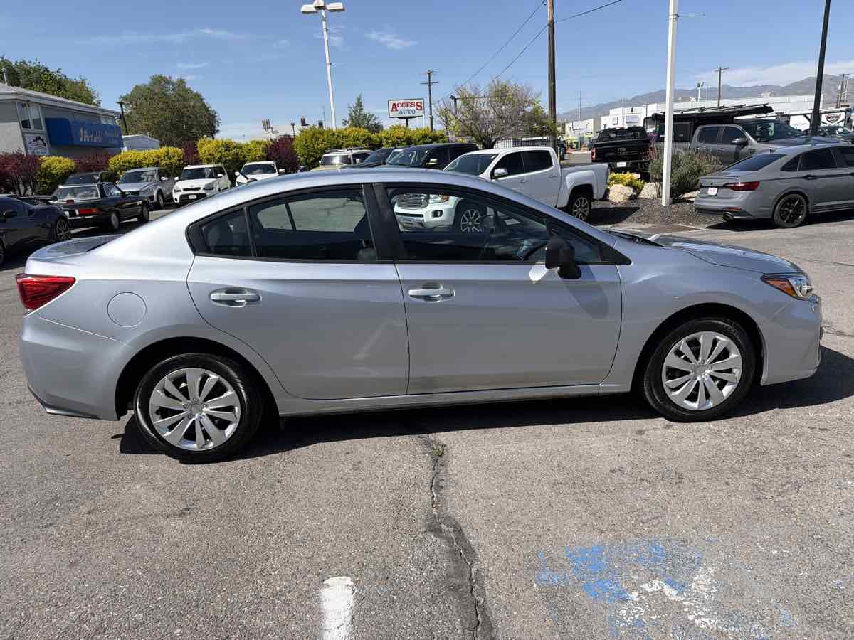 Used 2017 Subaru Impreza 2.0i AWD/4WD image 6