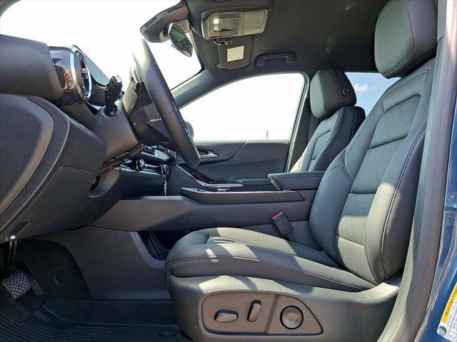 New 2026 Chevrolet Equinox LT w/ Convenience Package II FWD image 14