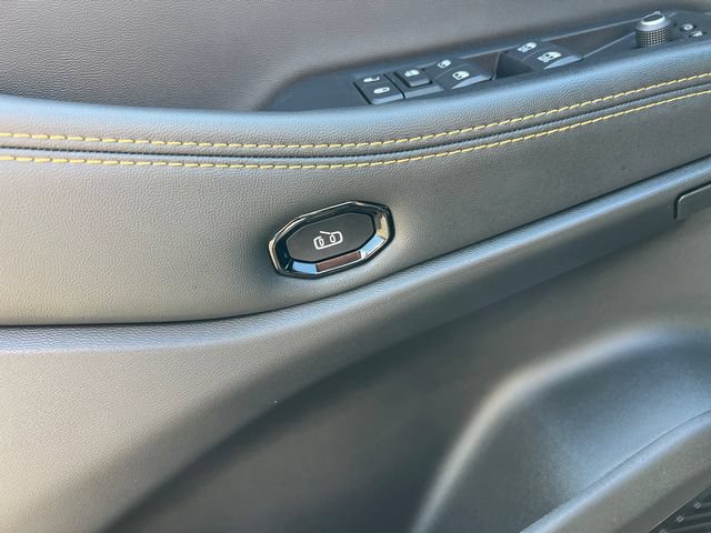 New 2026 Jeep Cherokee Limited AWD/4WD image 13
