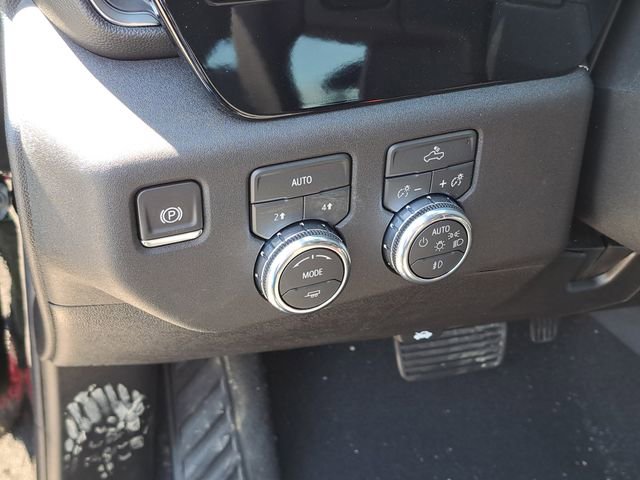 New 2026 GMC Sierra 1500 Elevation image 18