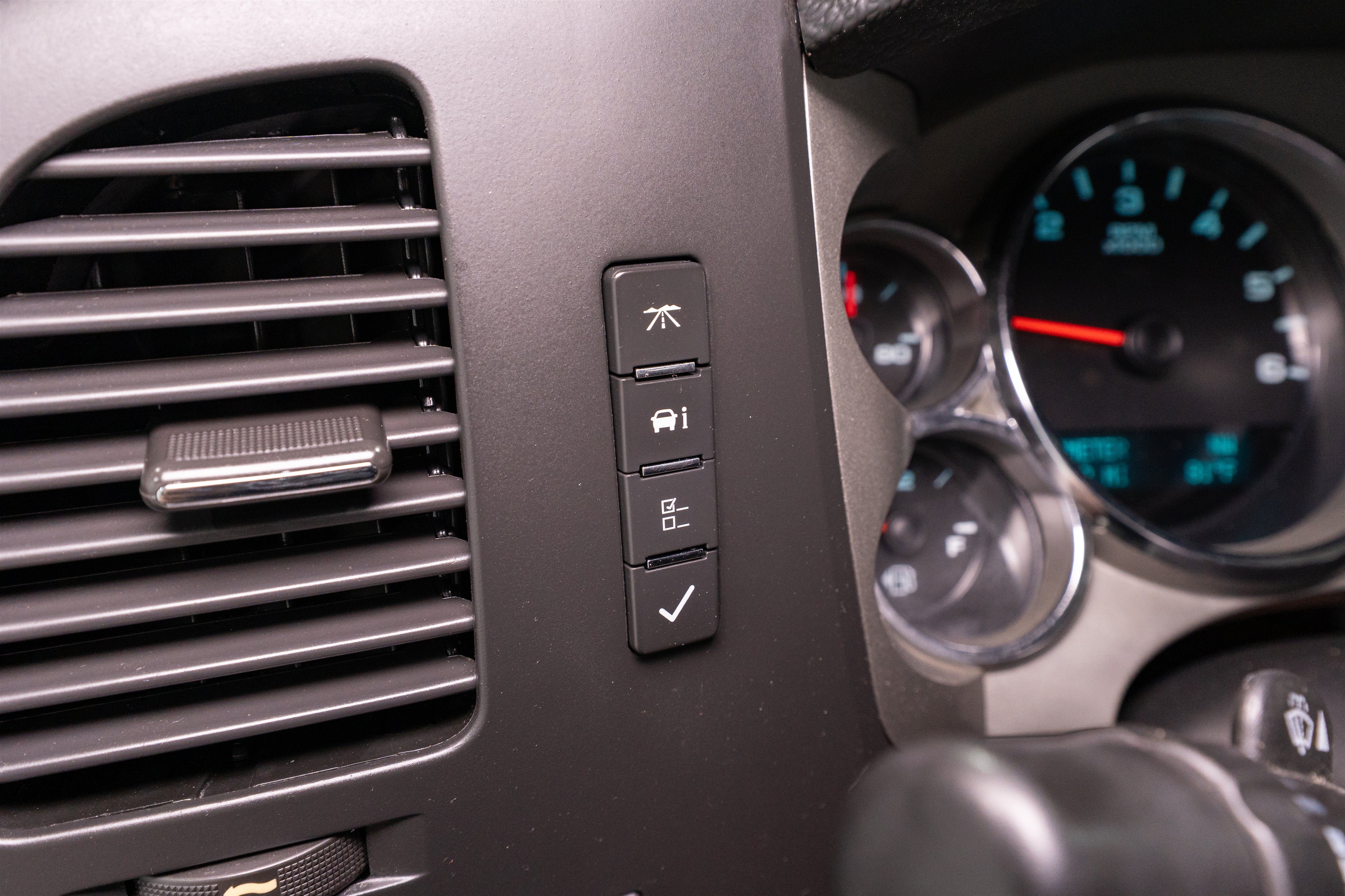 Used 2012 Chevrolet Silverado 1500 LT w/ All-Star Edition AWD/4WD image 26