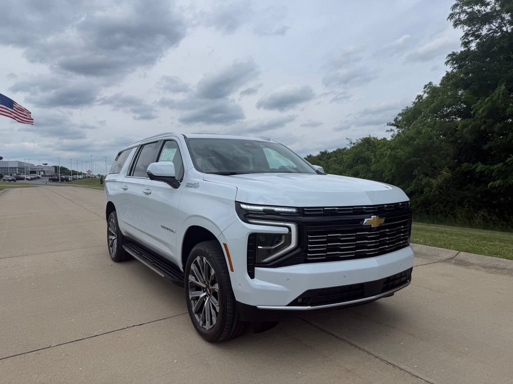 New 2026 Chevrolet Suburban High Country w/ Sun And Tow Package