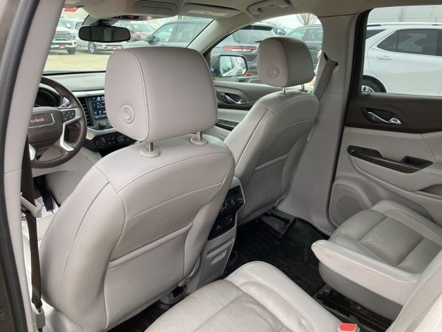 Used 2019 GMC Acadia SLT w/ LPO, Cargo Package image 16