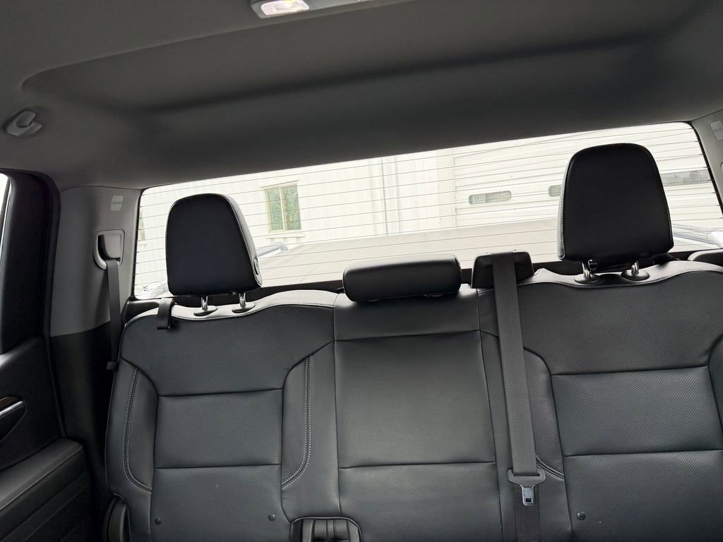 Used 2023 Chevrolet Silverado 1500 LT AWD/4WD image 21