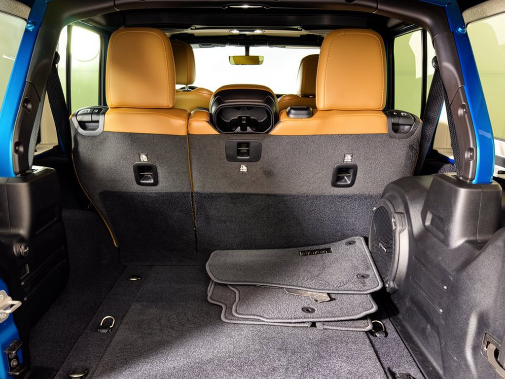 Used 2020 Jeep Wrangler Unlimited Rubicon AWD/4WD image 31