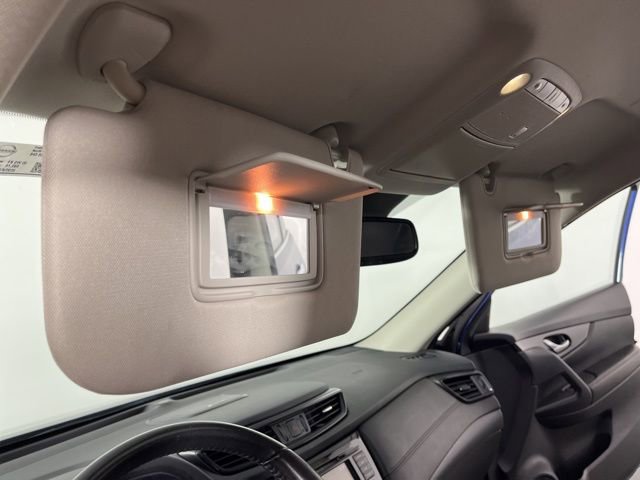 Used 2018 Nissan Rogue SL image 35