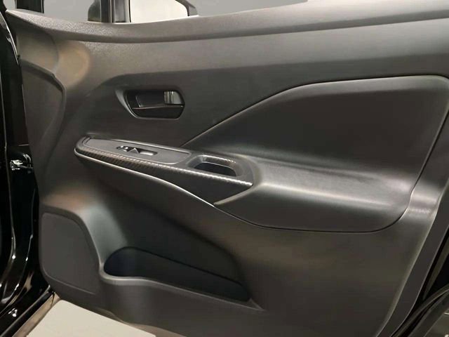 Used 2021 Nissan Versa S image 78