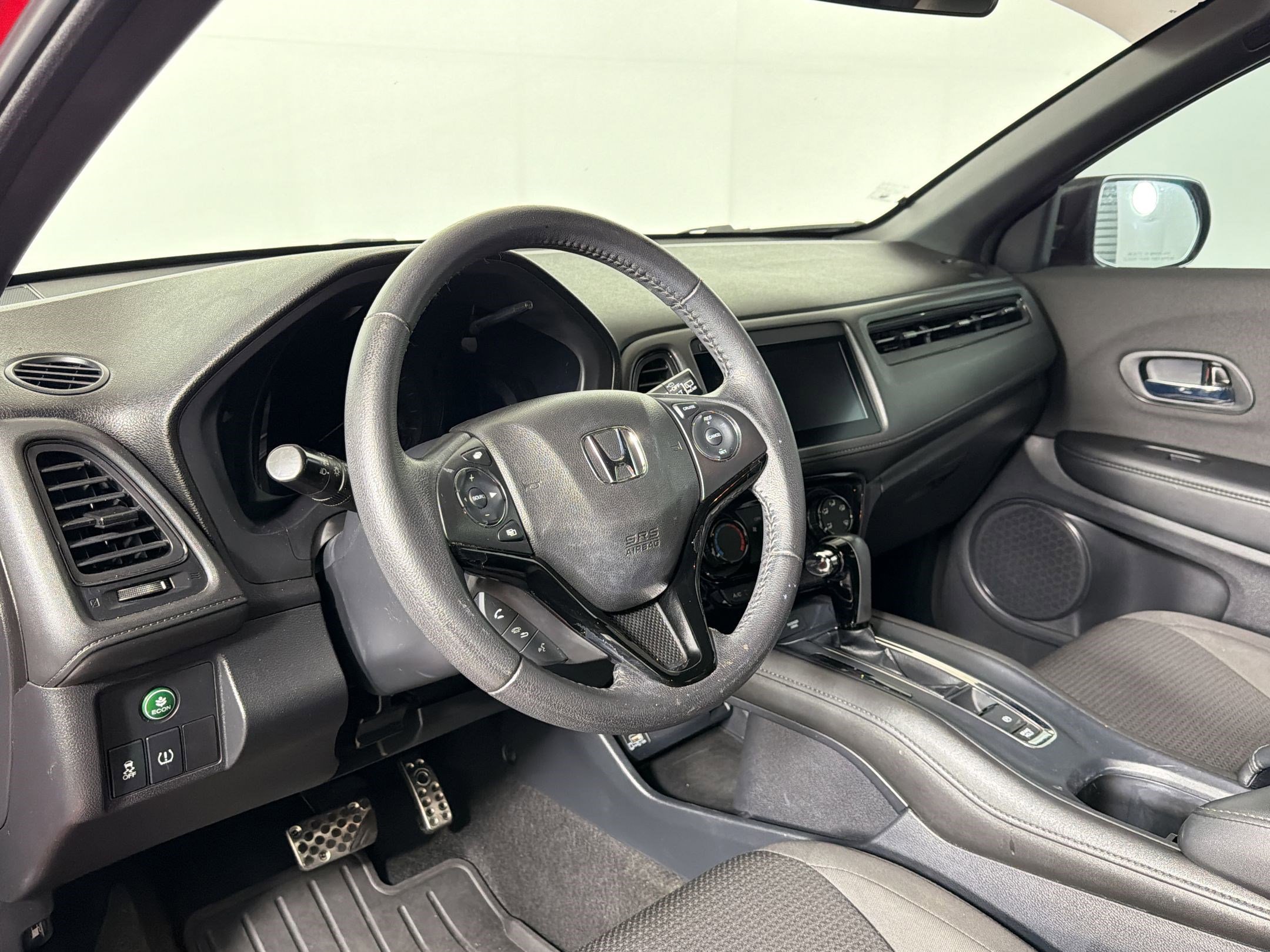 Used 2022 Honda HR-V Sport image 3