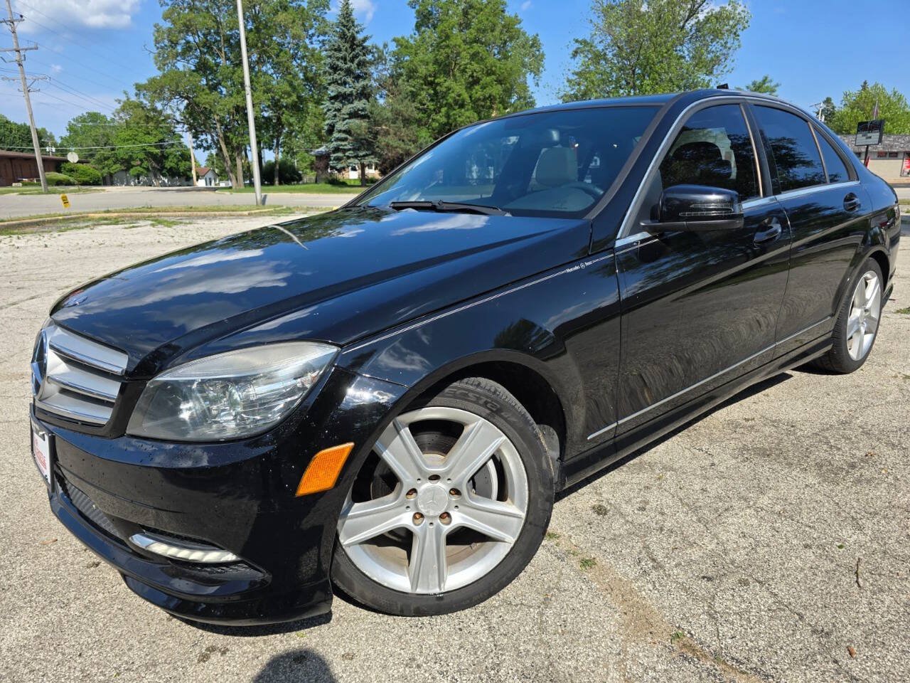 Used 2011 Mercedes-Benz C 300 Sedan image 1