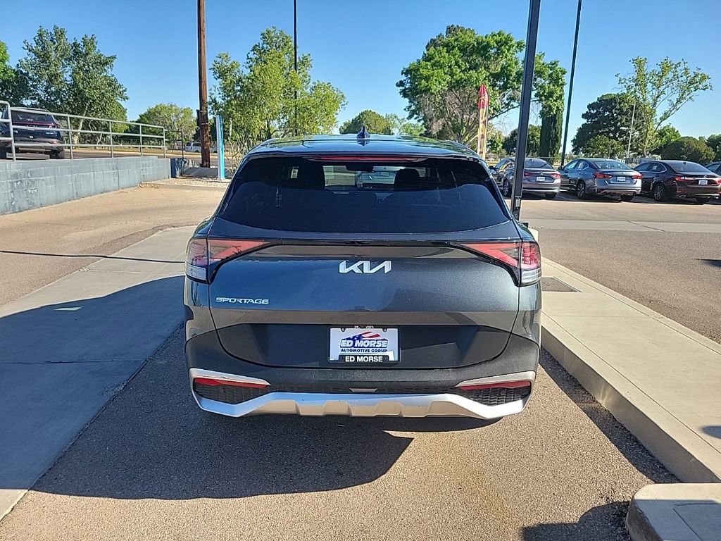 Used 2023 Kia Sportage LX FWD image 6