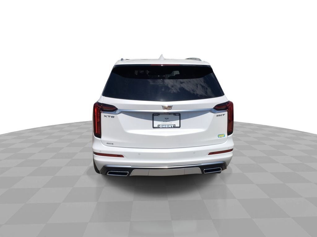 New 2025 Cadillac XT6 Luxury image 7