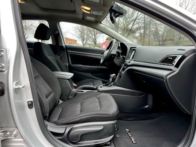 Used 2017 Hyundai Elantra Value Edition w/ Cargo Package image 25