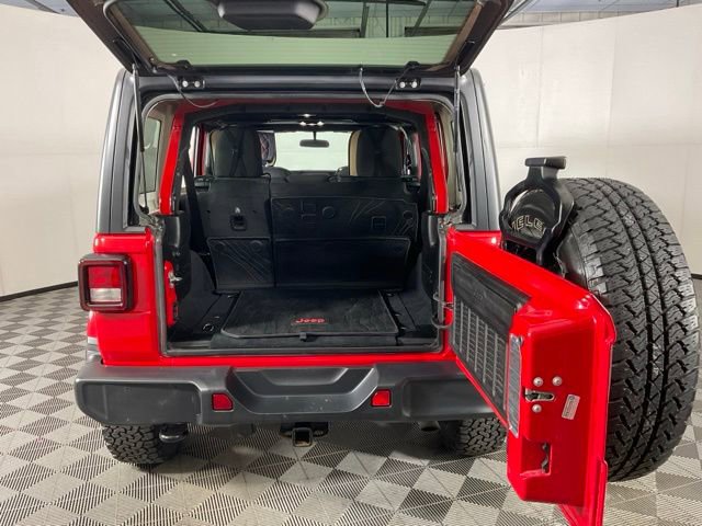 Used 2019 Jeep Wrangler Unlimited Sahara image 40
