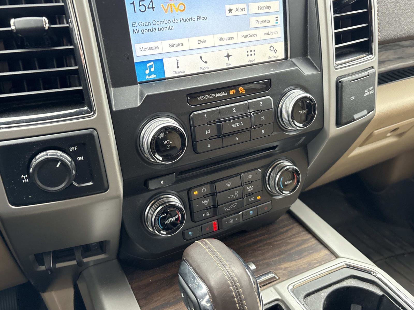 Used 2018 Ford F150 Lariat w/ Equipment Group 502A Luxury image 25