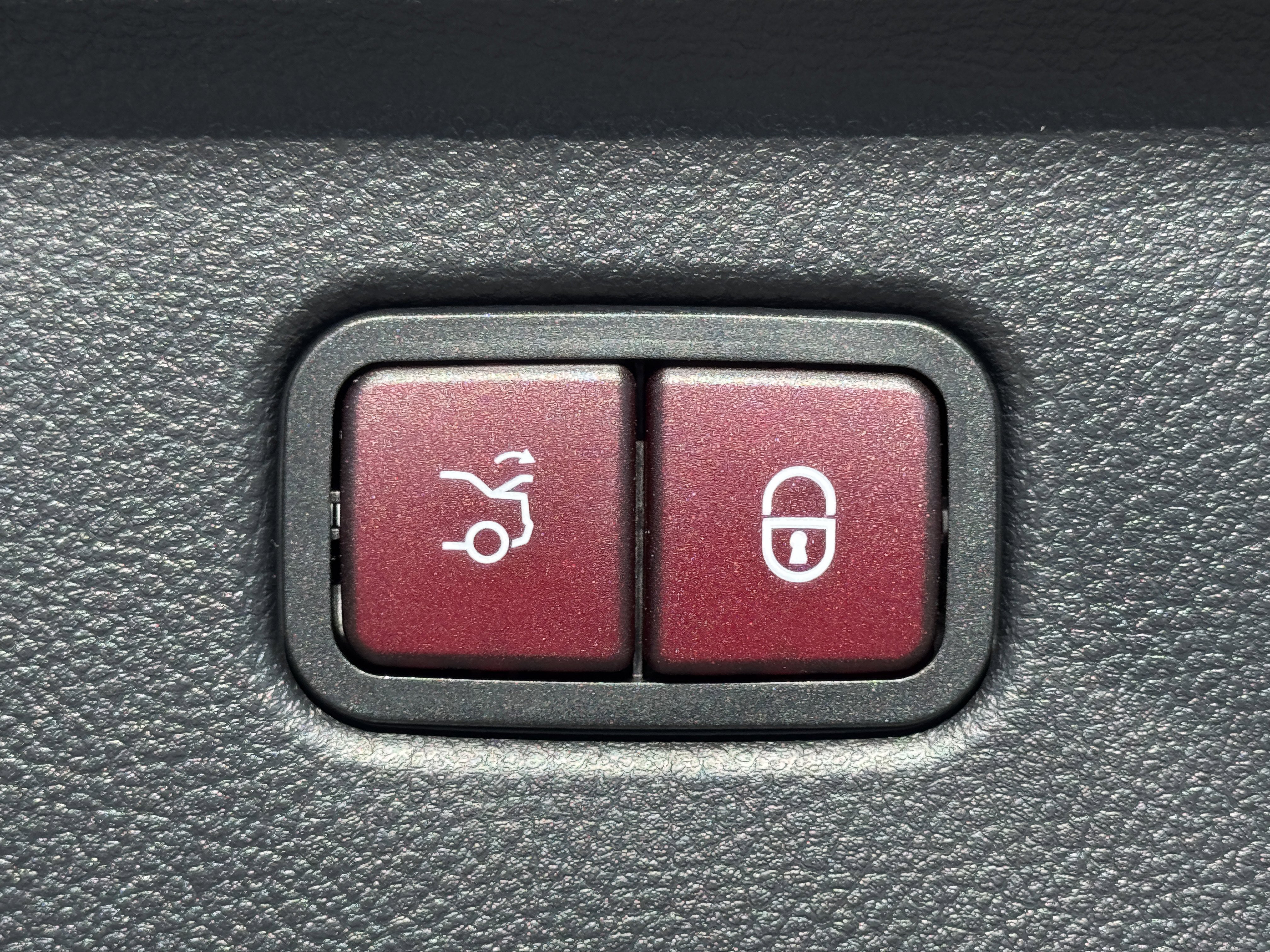 New 2026 Mercedes-Benz S 580e 4MATIC Sedan image 15