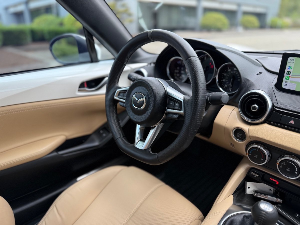 Used 2025 MAZDA MX-5 Miata RF Grand Touring RWD image 24