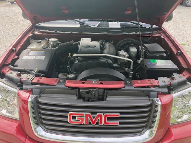 Used 2004 GMC Envoy SLE w/ Preferred Equipment Group image 17