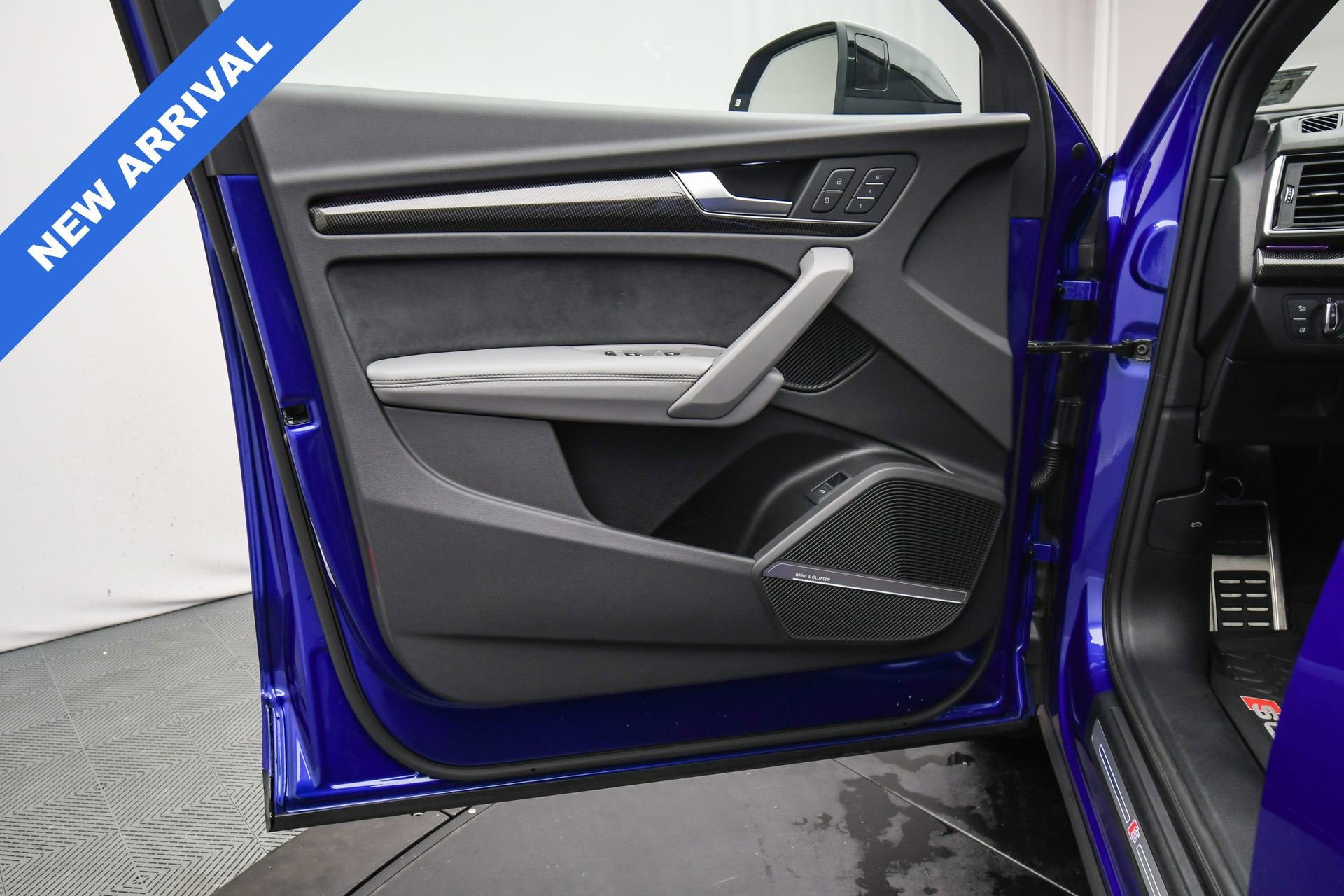 Used 2025 Audi SQ5 Premium Plus image 42