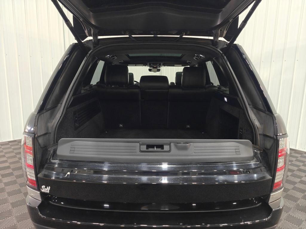 Used 2017 Land Rover Range Rover Supercharged image 37