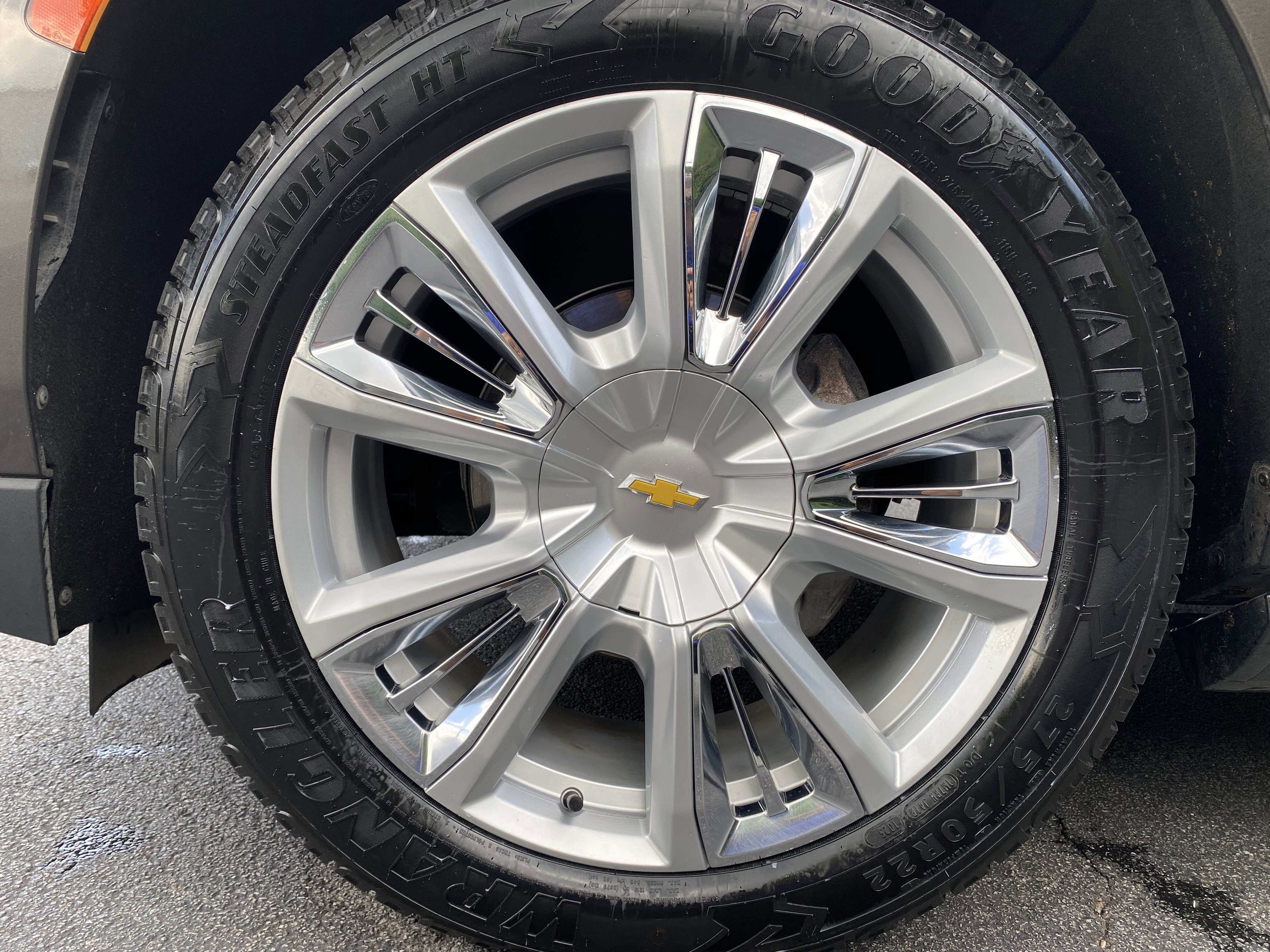 Used 2021 Chevrolet Tahoe High Country AWD/4WD image 13