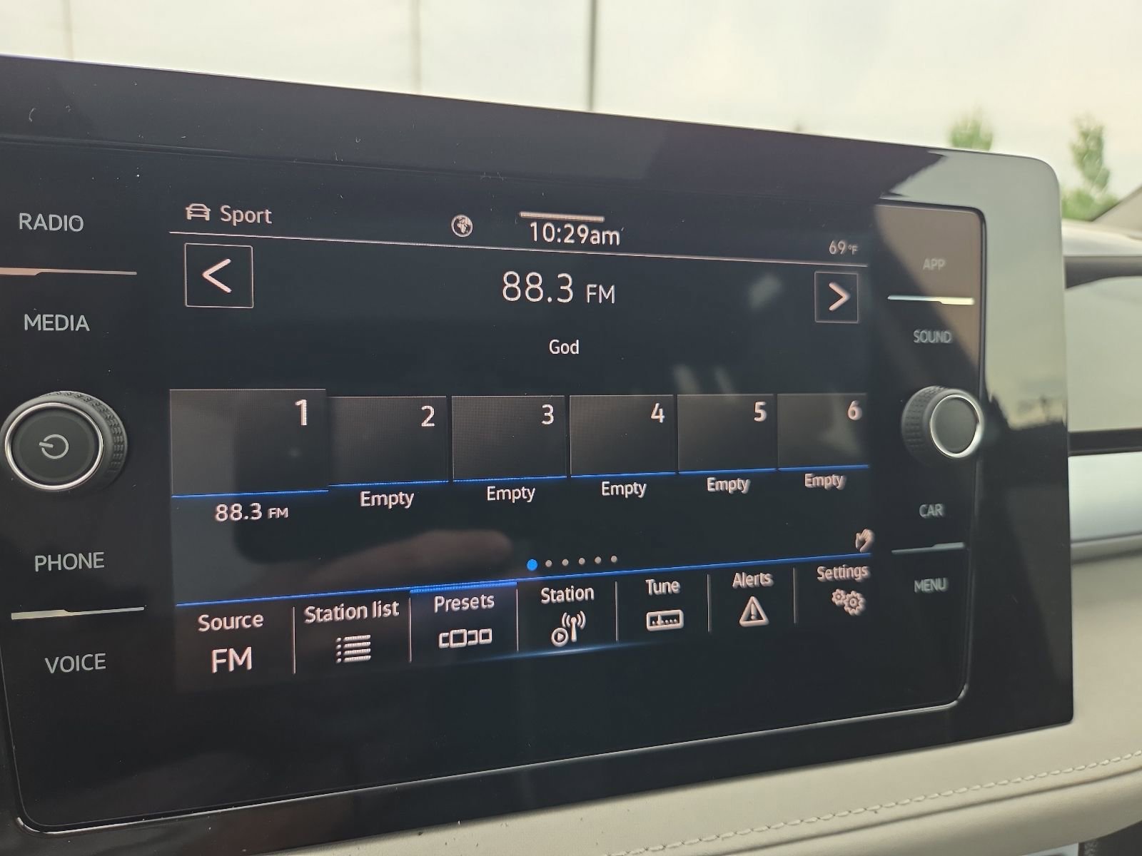 New 2026 Volkswagen Taos SE AWD/4WD image 29